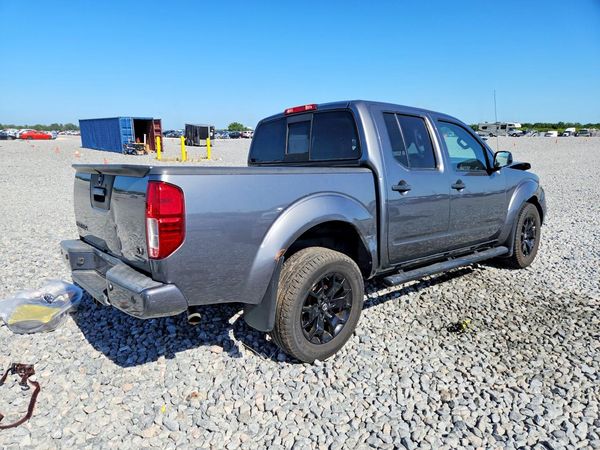 2021 NISSAN FRONTIER Crew Cab