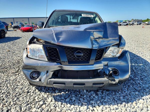 2021 NISSAN FRONTIER Crew Cab
