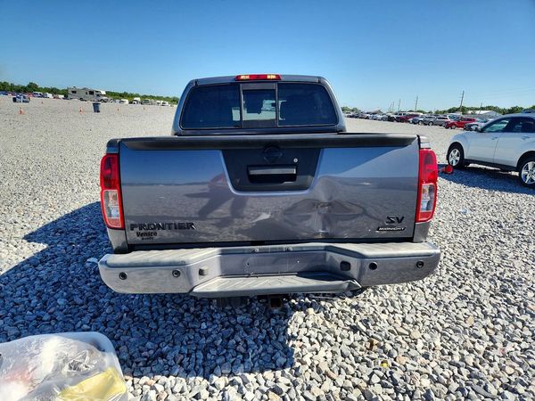 2021 NISSAN FRONTIER Crew Cab