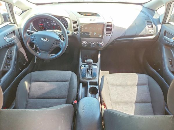 2017 KIA FORTE