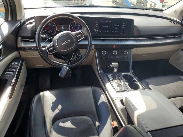 2023 KIA CARNIVAL