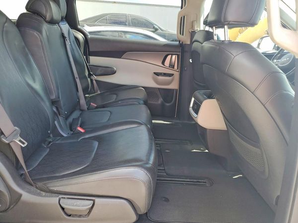 2023 KIA CARNIVAL