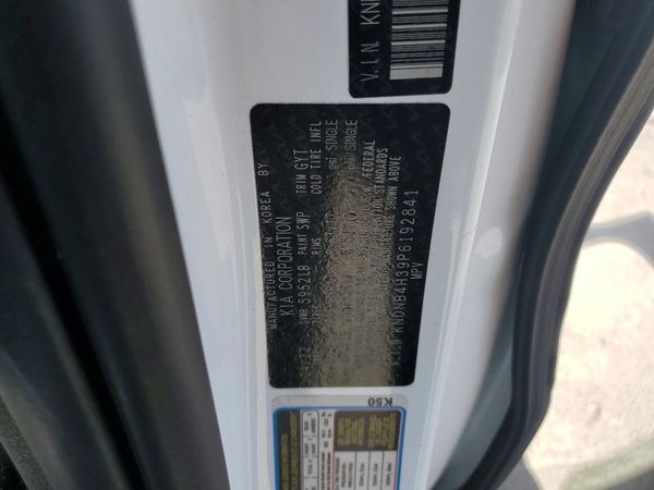 2023 KIA CARNIVAL