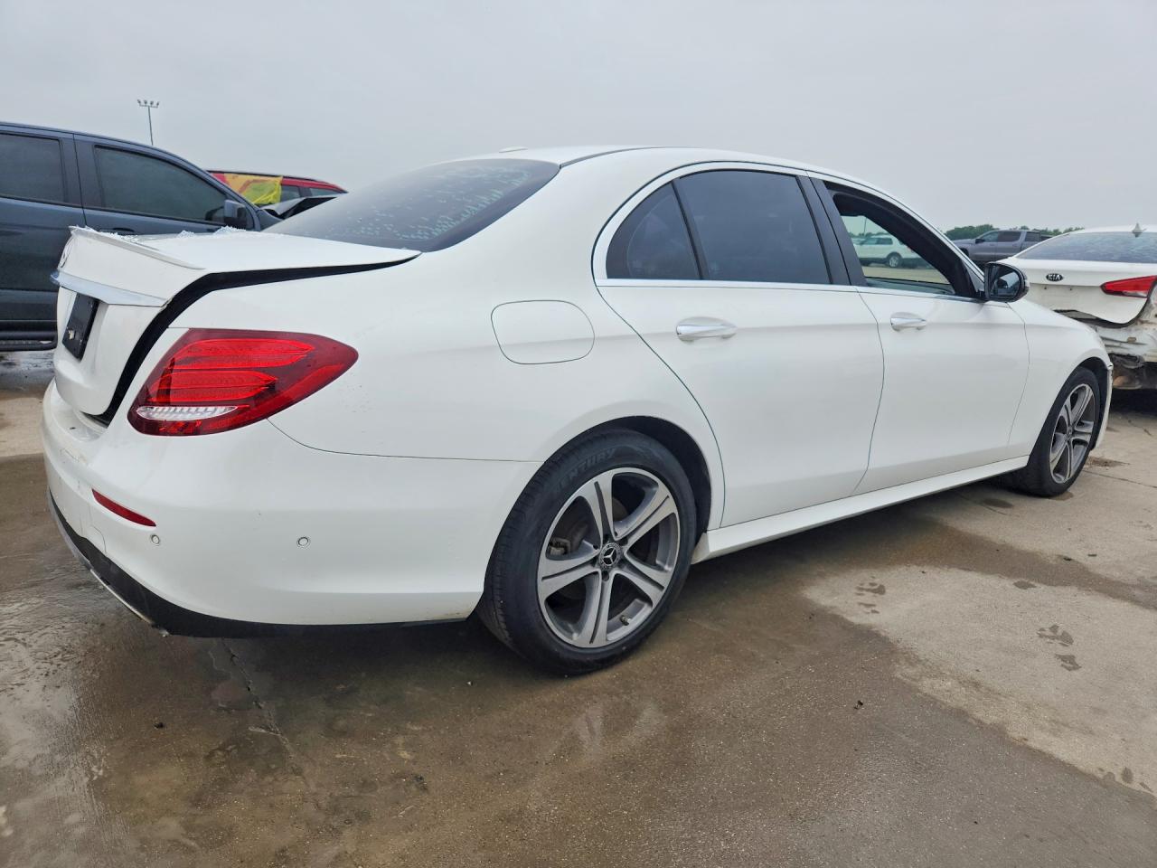 2017 MERCEDES-BENZ E E300
