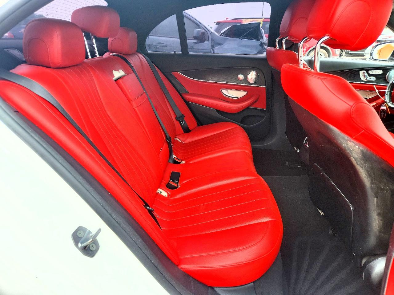 2017 MERCEDES-BENZ E E300