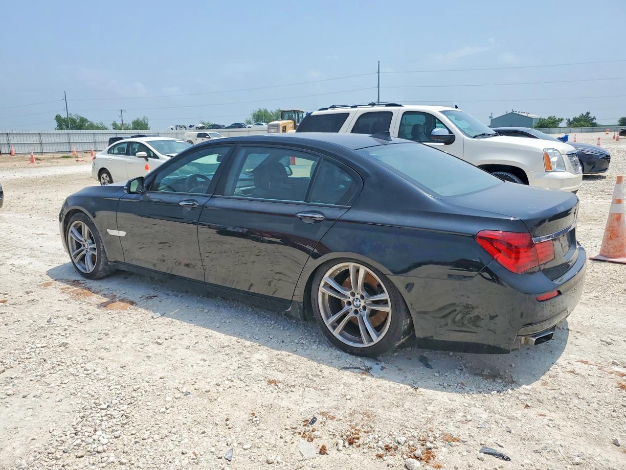 2013 BMW 750 750Li/Alpina B7