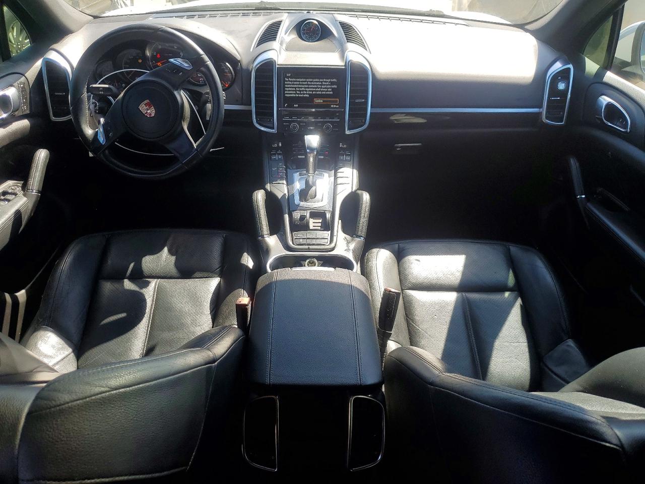 2013 PORSCHE CAYENNE