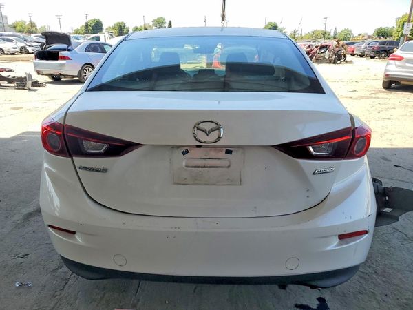2018 MAZDA 3