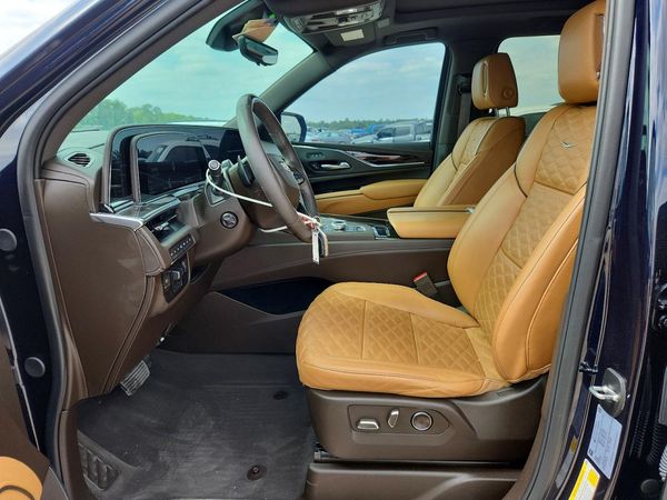 2024 CADILLAC ESCALADE Sport +Touring Pkg