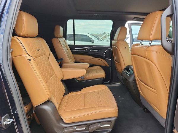 2024 CADILLAC ESCALADE Sport +Touring Pkg