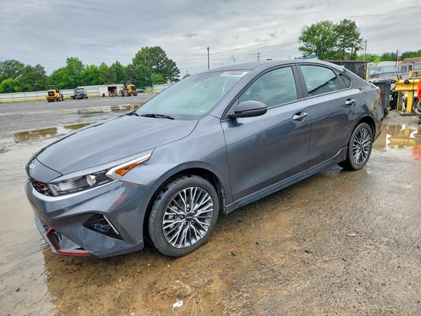 2024 KIA FORTE GT Line