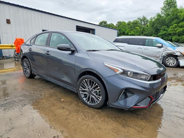 2024 KIA FORTE GT Line