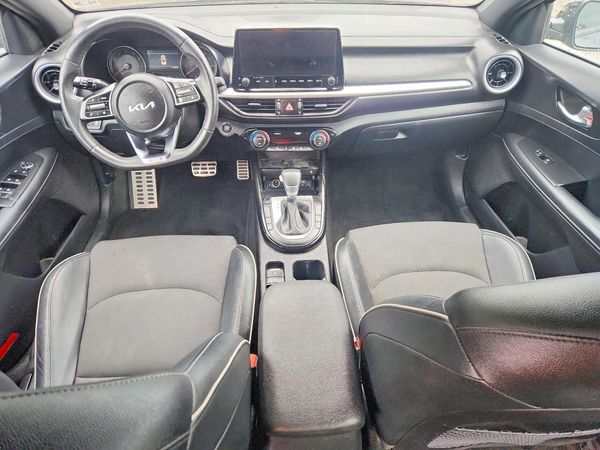 2024 KIA FORTE GT Line
