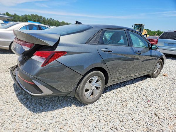 2024 HYUNDAI ELANTRA