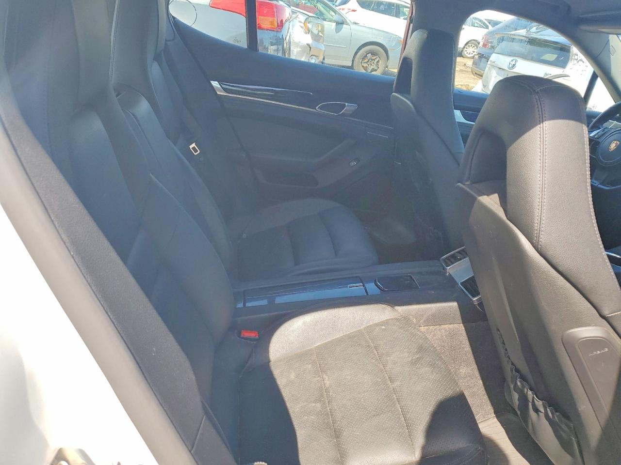 2014 PORSCHE PANAMERA Base (2WD), 4 (4WD)