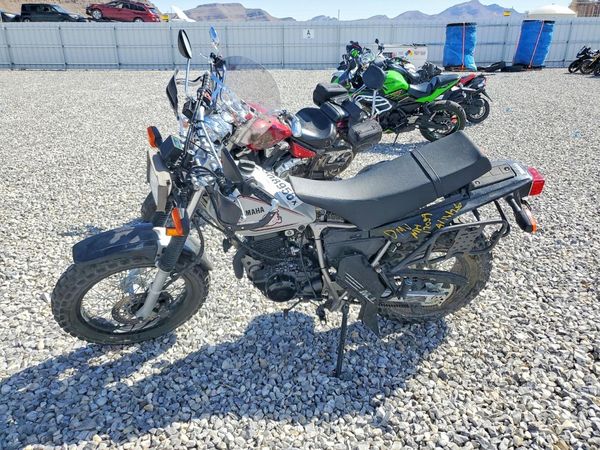 2025 YAMAHA DIRT BIKE