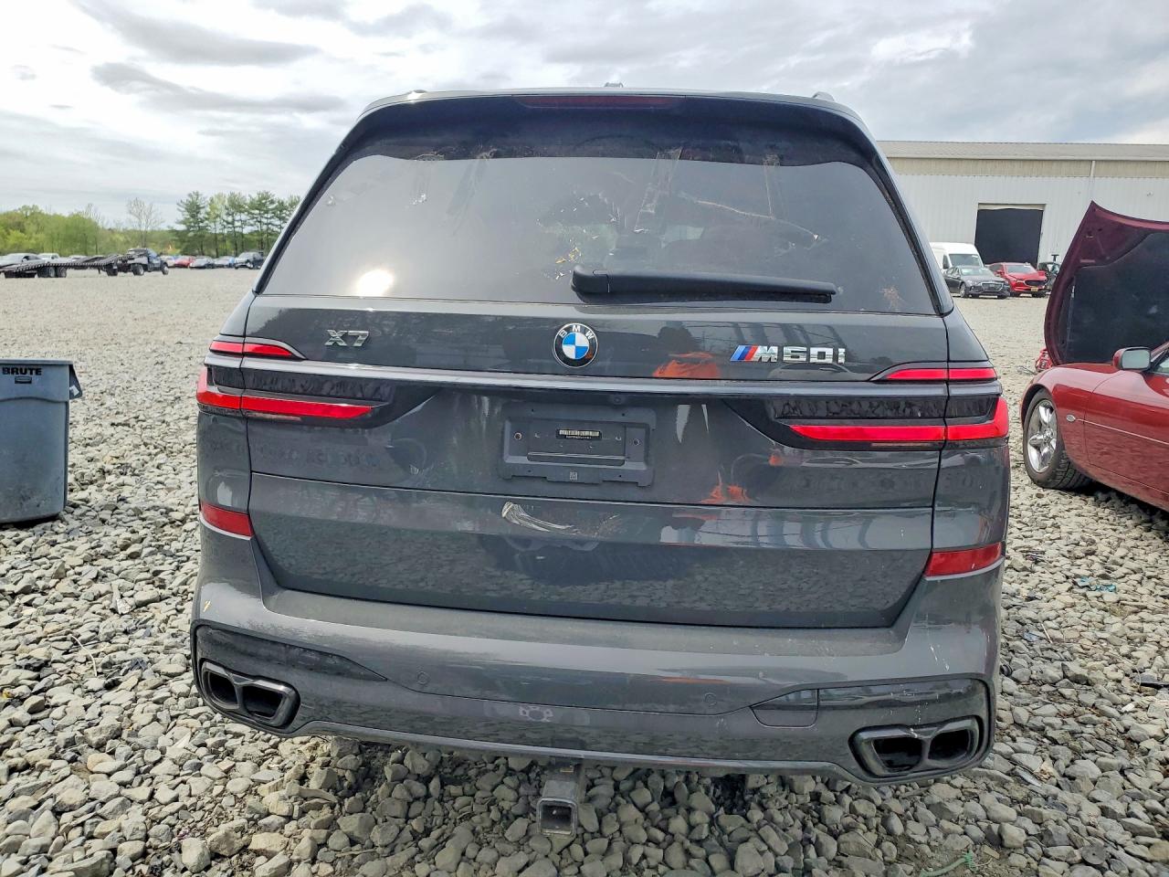 2025 BMW X7