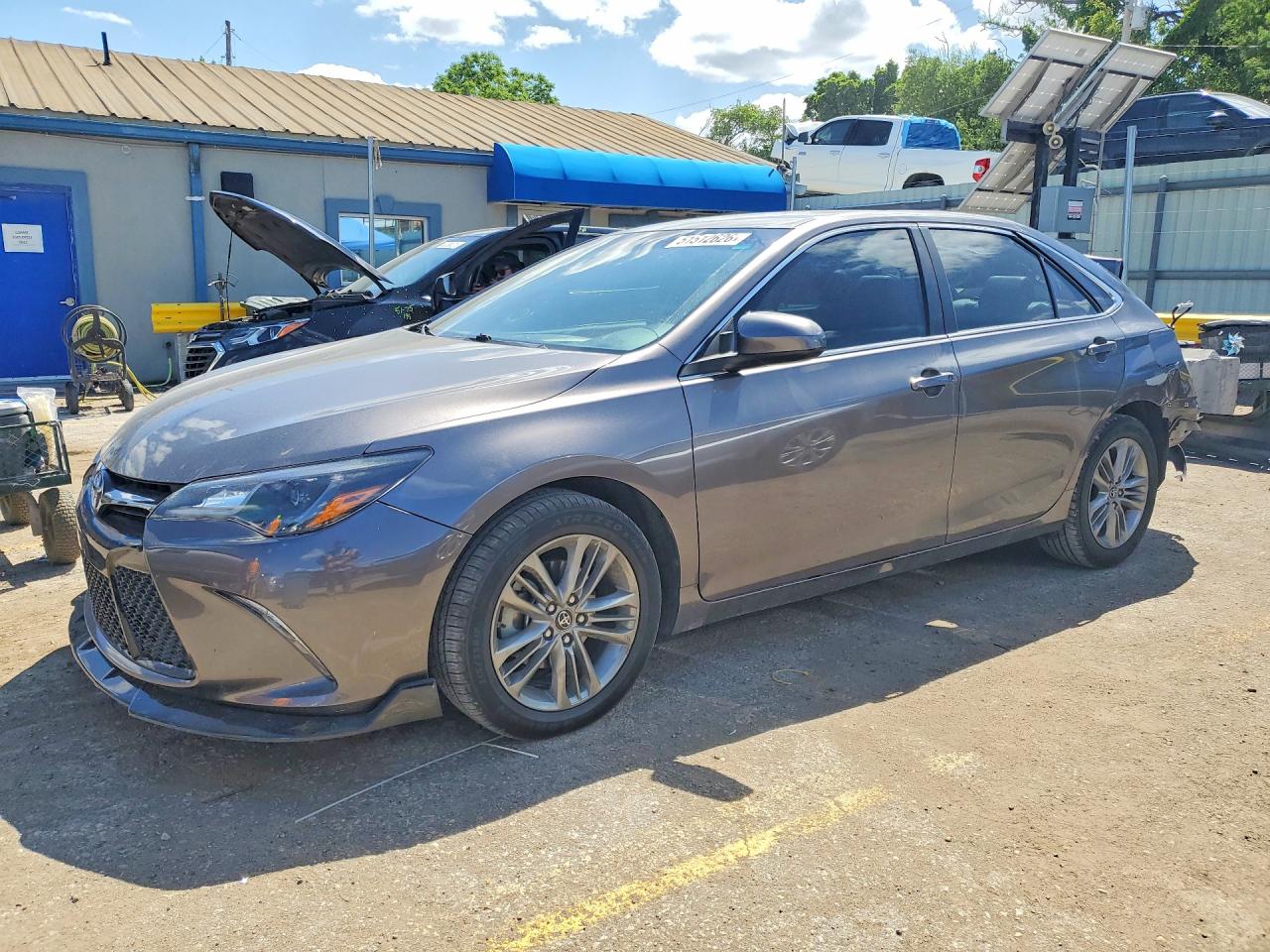 2017 TOYOTA CAMRY