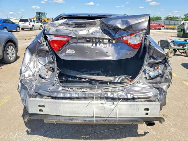 2017 TOYOTA CAMRY