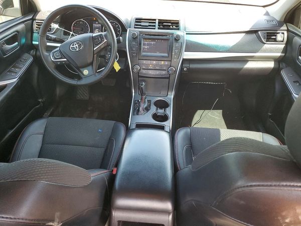 2017 TOYOTA CAMRY