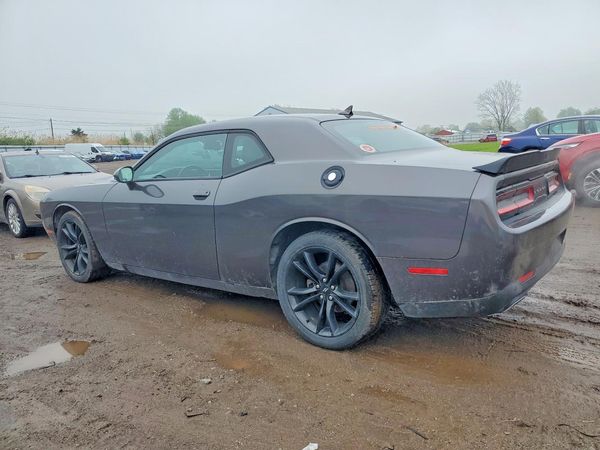 2017 DODGE CHALLENGER SXT