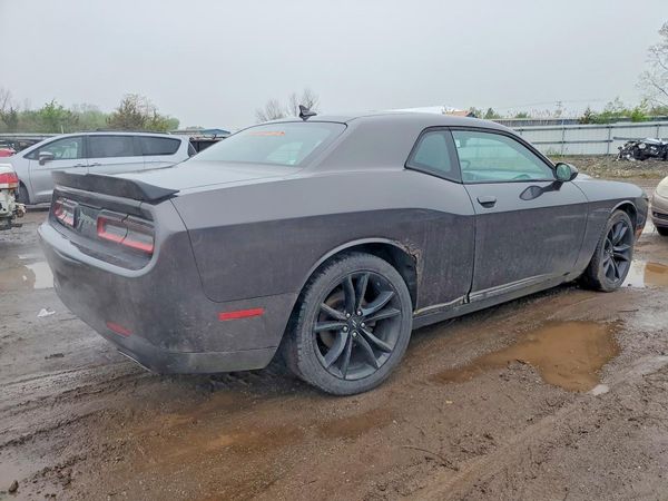 2017 DODGE CHALLENGER SXT
