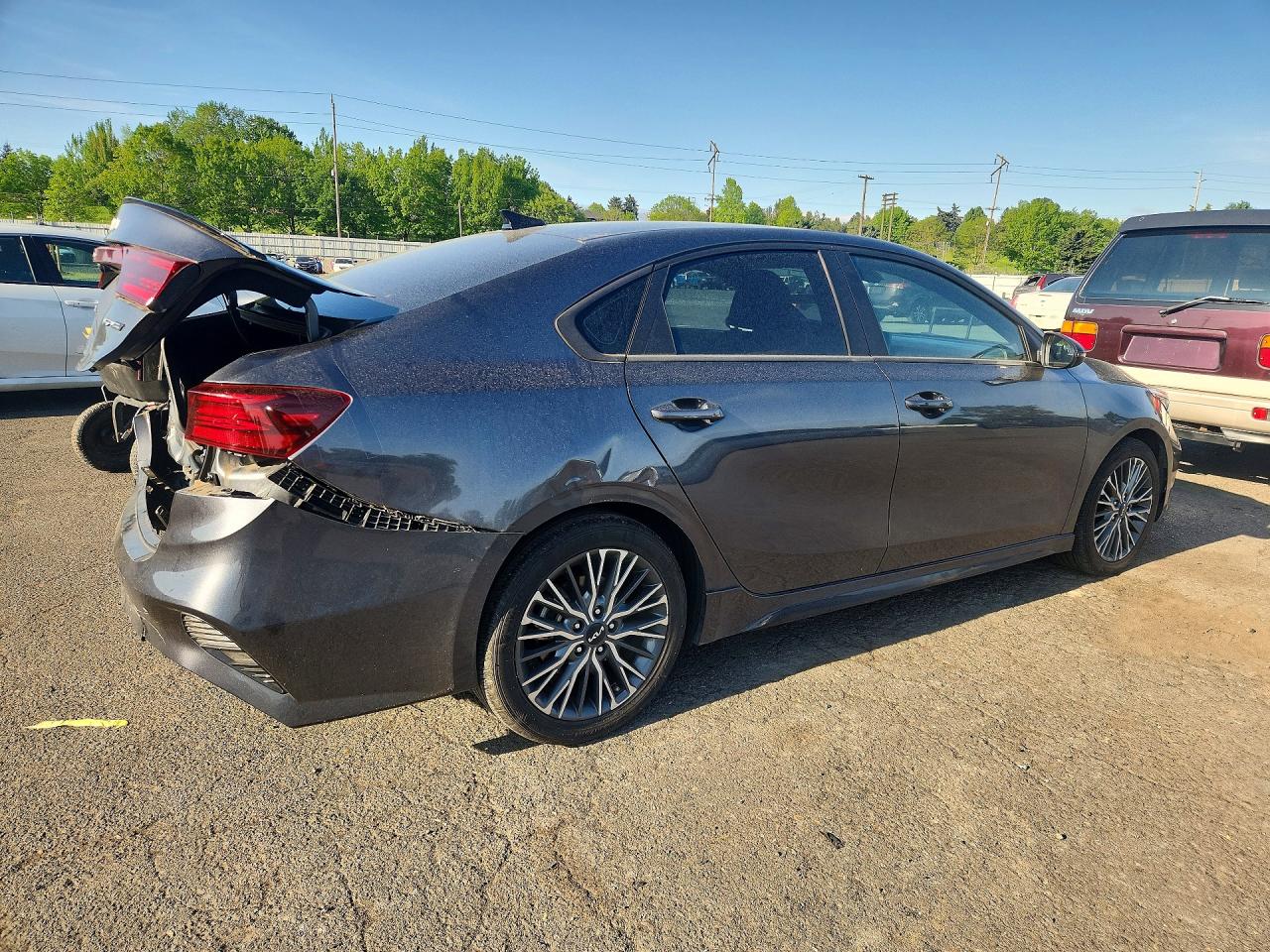 2022 KIA FORTE GT Line
