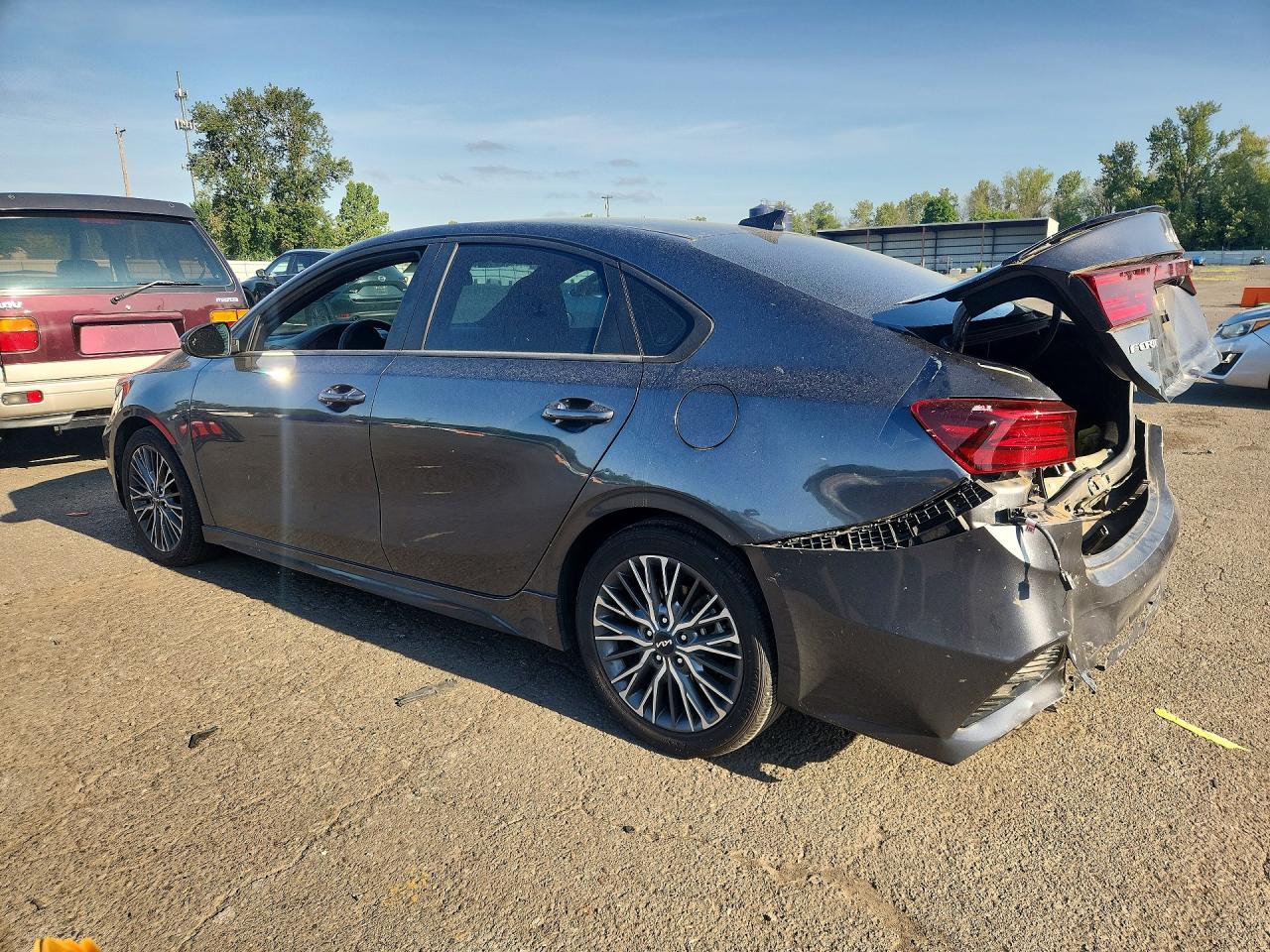 2022 KIA FORTE GT Line