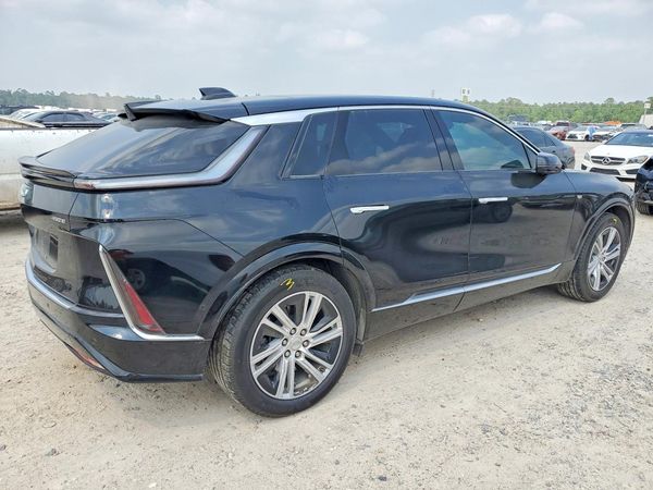 2024 CADILLAC LYRIQ Tech-1