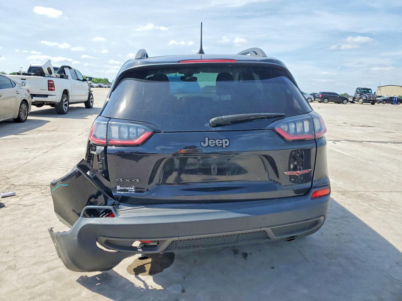2020 JEEP CHEROKEE TRAILHAWK 4X4
