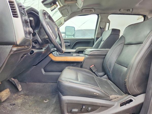 2019 CHEVROLET SILVERADO LTZ — DENT