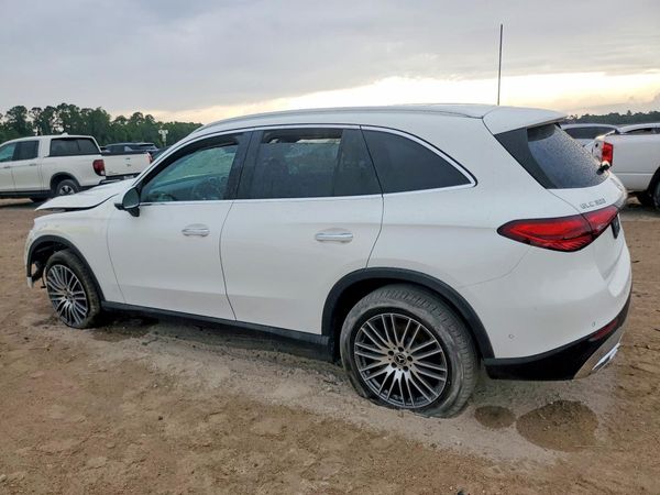 2026 MERCEDES-BENZ GLC GLC300