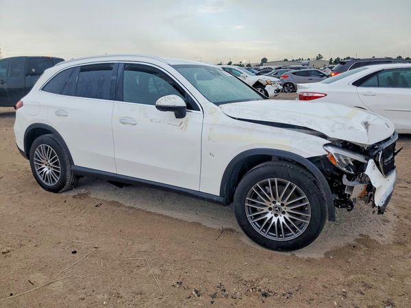 2026 MERCEDES-BENZ GLC GLC300