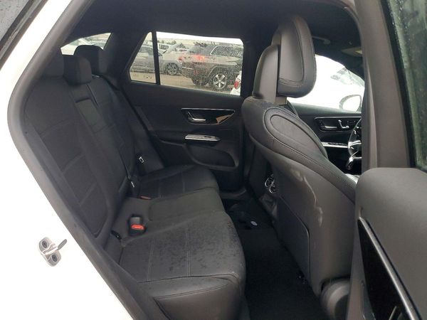 2026 MERCEDES-BENZ GLC GLC300