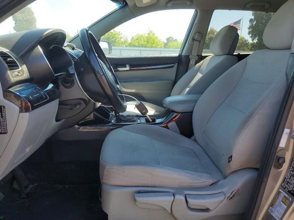 2014 KIA SORENTO