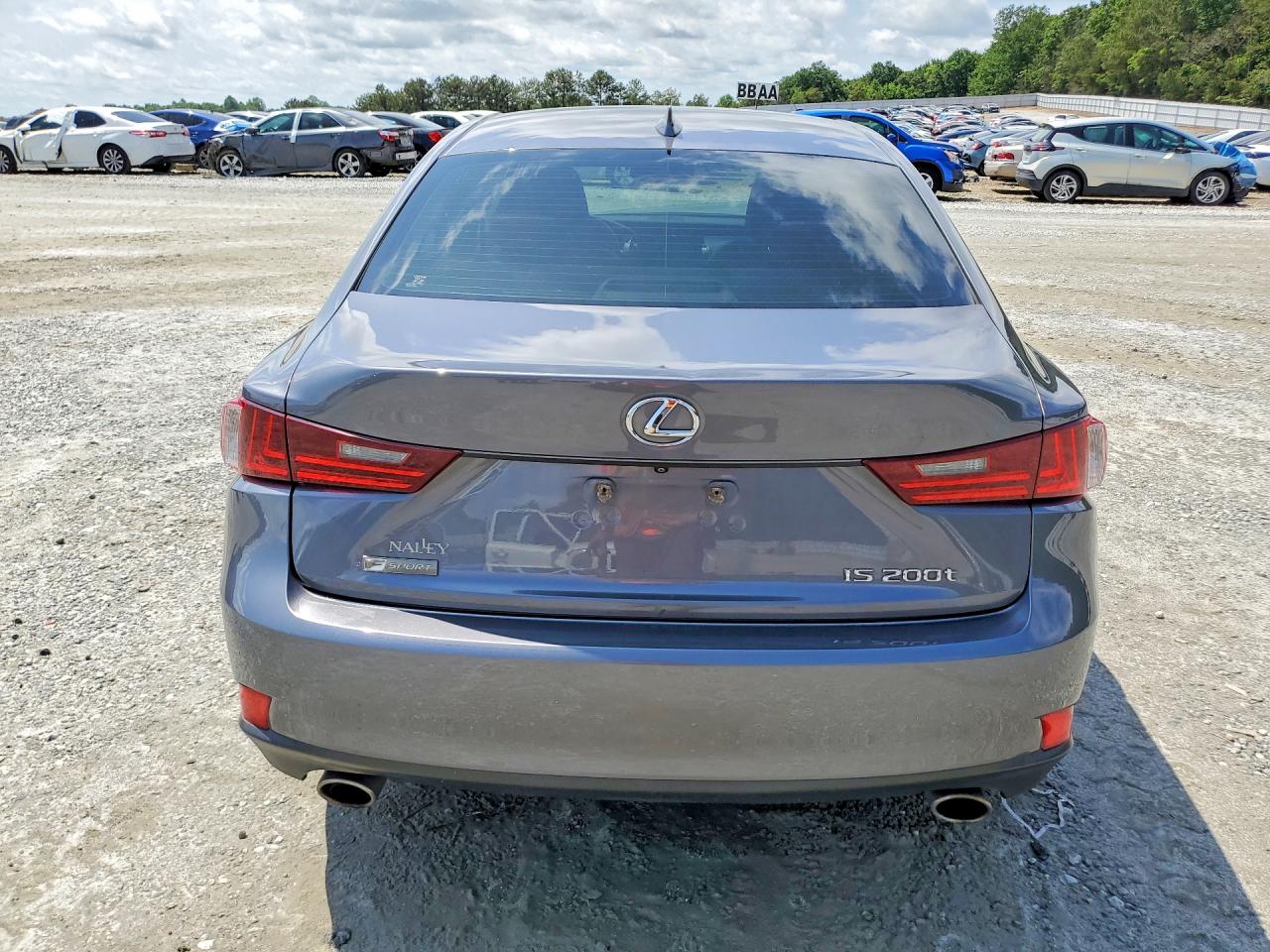 2016 LEXUS IS 200t