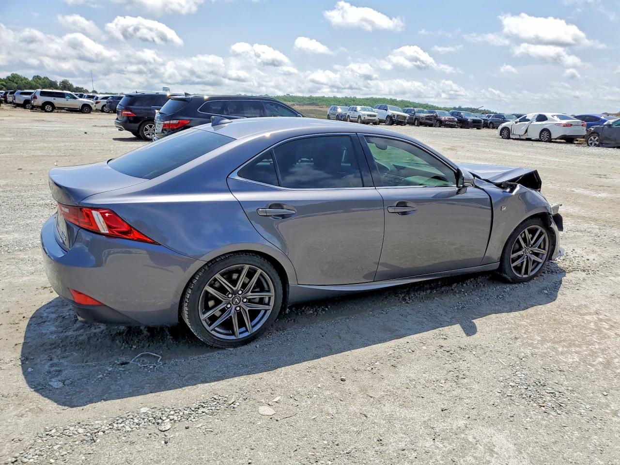 2016 LEXUS IS 200t