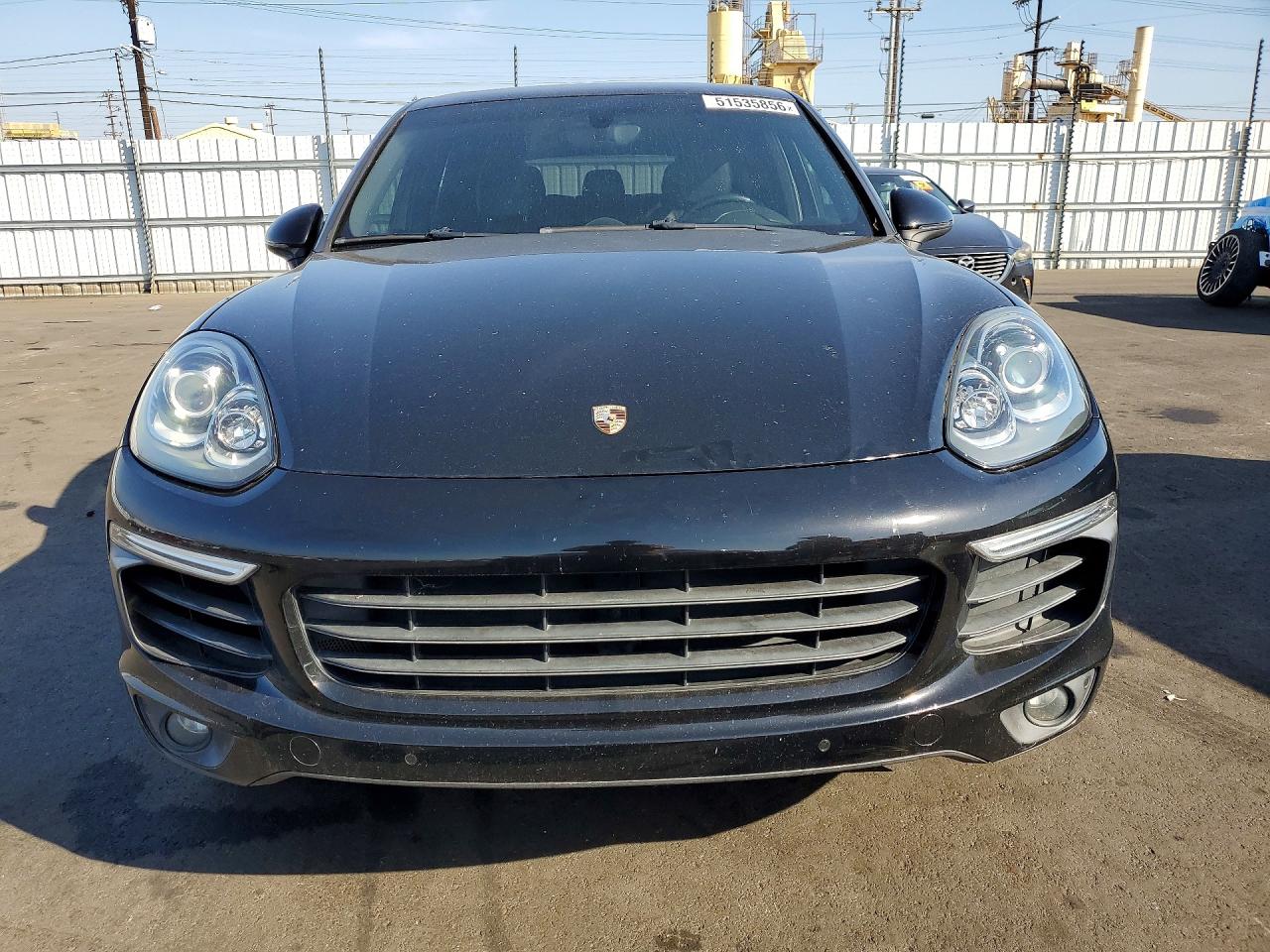 2016 PORSCHE CAYENNE