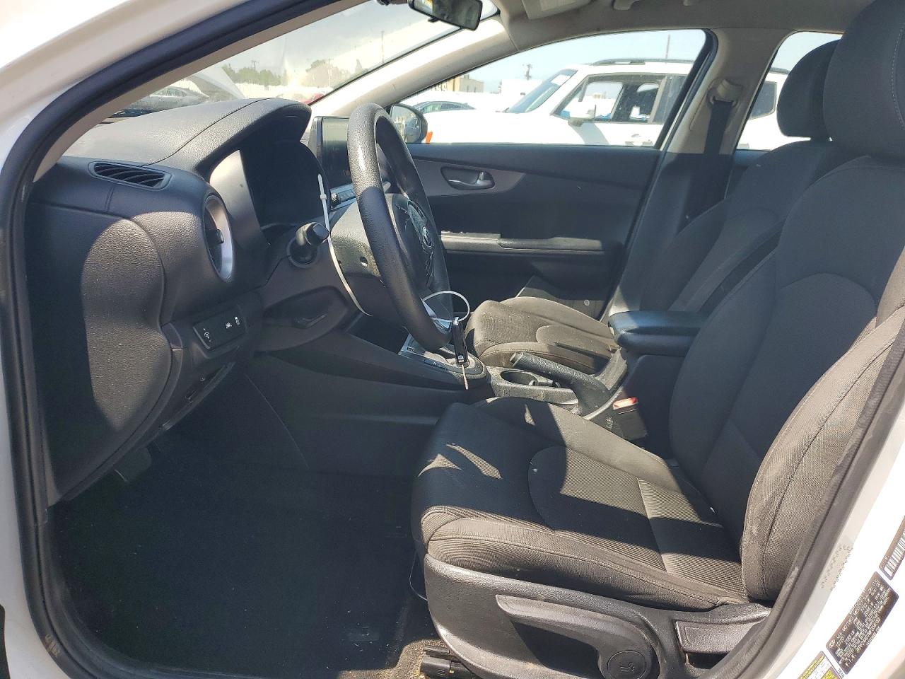 2021 KIA FORTE FE, LXS
