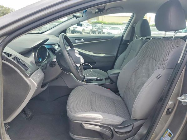 2013 HYUNDAI SONATA