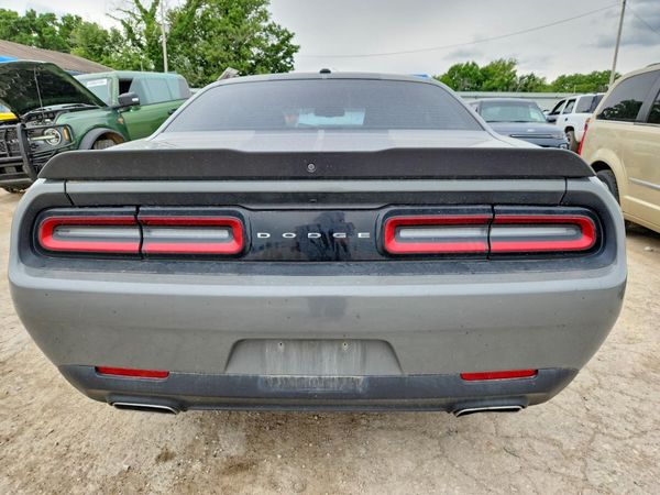 2017 DODGE CHALLENGER SXT