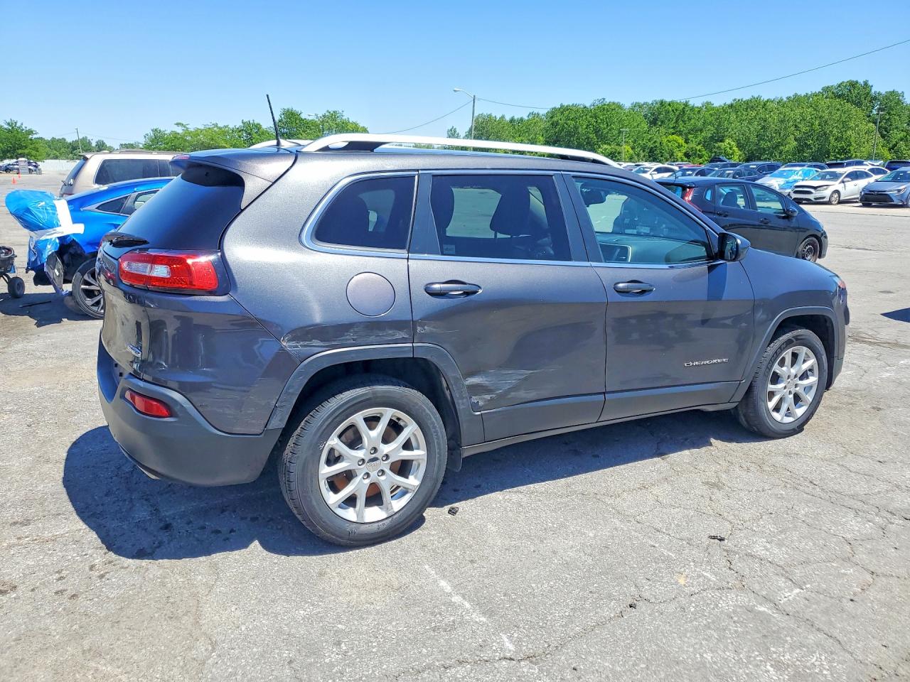 2017 JEEP CHEROKEE LATITUDE FWD