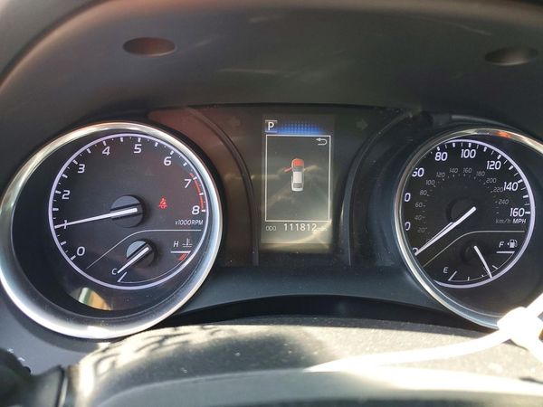 2018 TOYOTA CAMRY