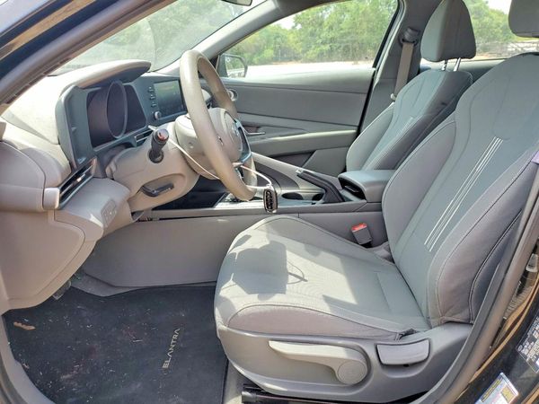 2021 HYUNDAI ELANTRA