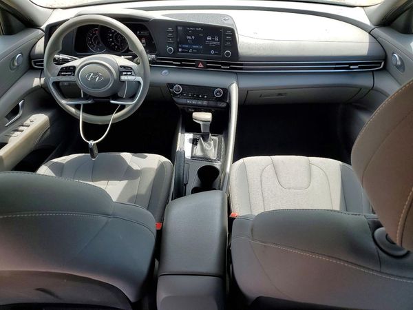 2021 HYUNDAI ELANTRA
