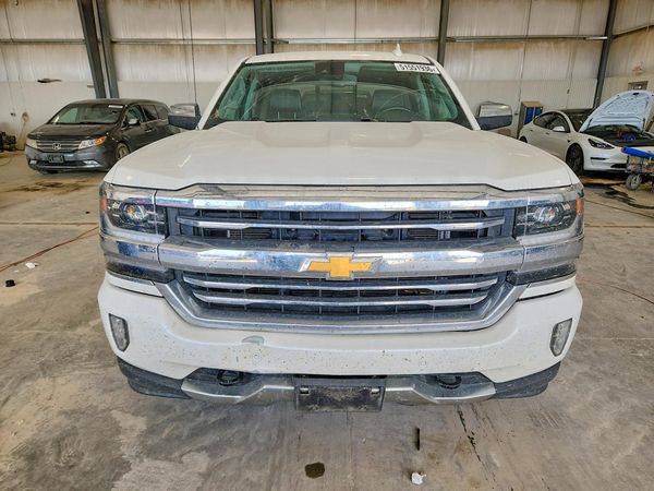 2017 CHEVROLET SILVERADO High Country