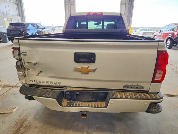 2017 CHEVROLET SILVERADO High Country