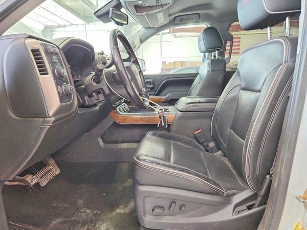 2017 CHEVROLET SILVERADO High Country