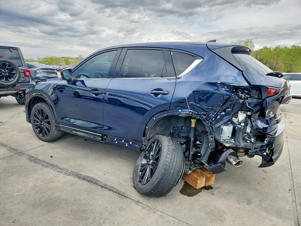 2024 MAZDA CX-5 Premium Package