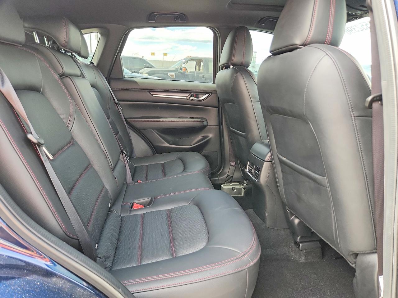 2024 MAZDA CX-5 Premium Package